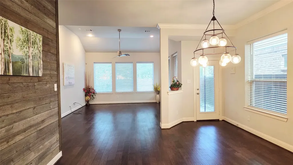 2232 W Dutch Drive Richardson TX 75080