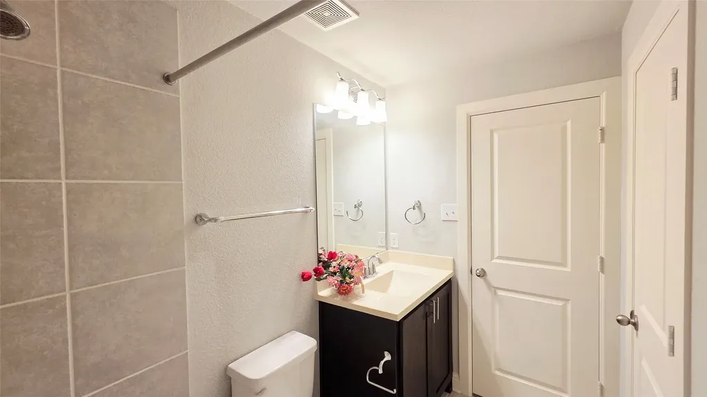 2232 W Dutch Drive Richardson TX 75080
