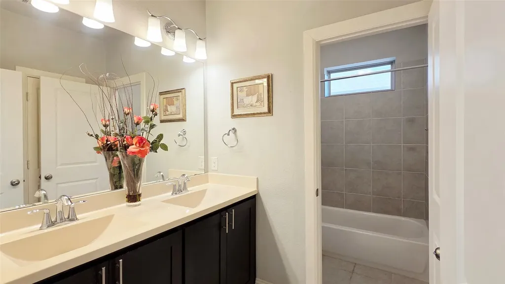 2232 W Dutch Drive Richardson TX 75080
