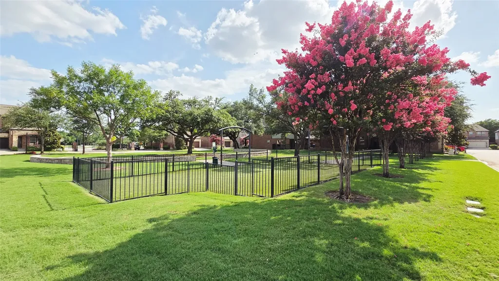 2232 W Dutch Drive Richardson TX 75080