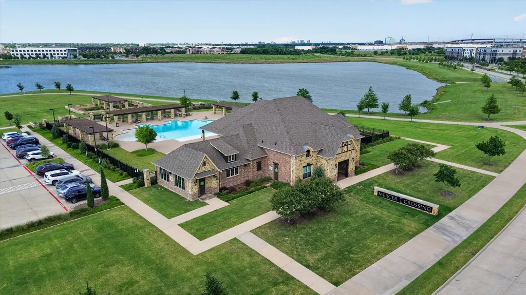 12766 Mercer Parkway Farmers Branch TX 75234