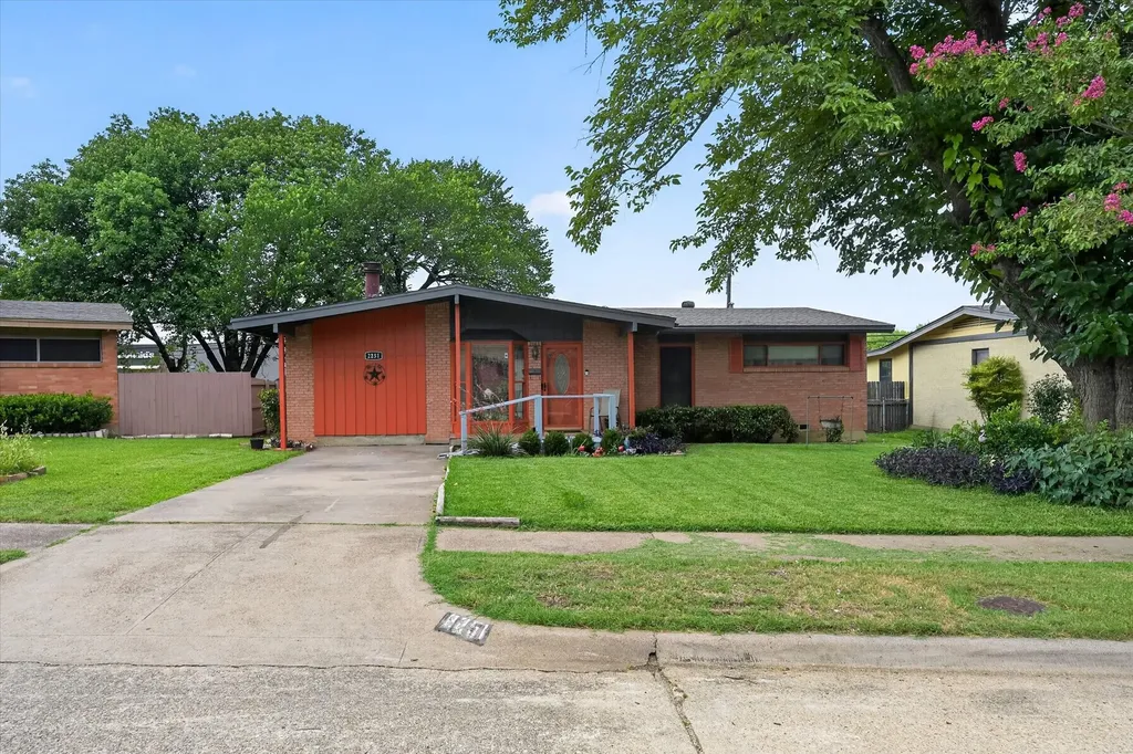 2251 Myrtlewood Drive Dallas TX 75232