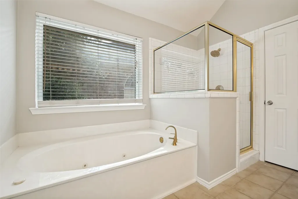 9006 Greenwood Trail Rowlett TX 75088