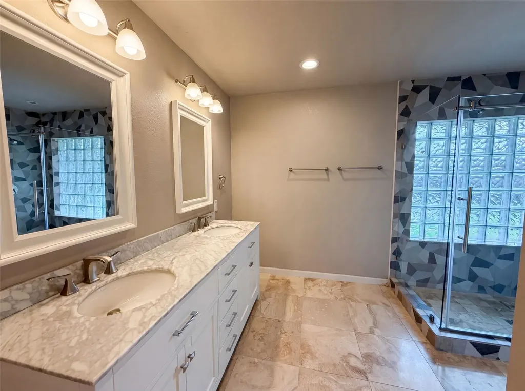 1533 Parkside Trail Lewisville TX 75077