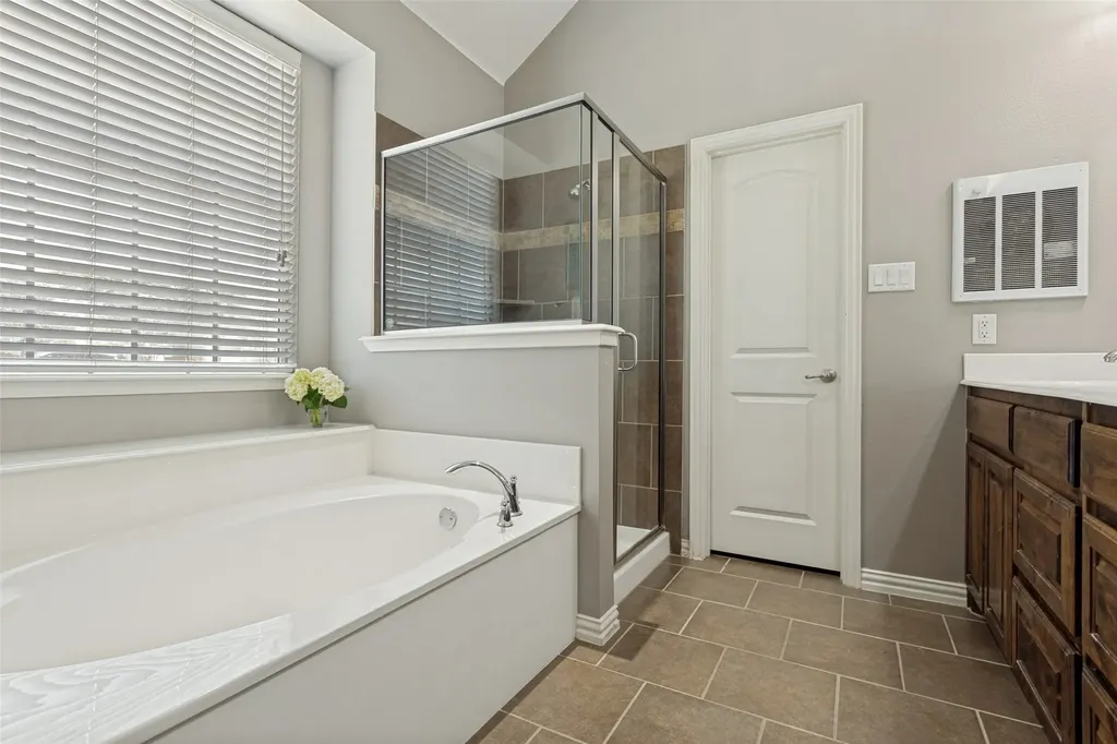 6409 Eagle Nest Drive Garland TX 75044