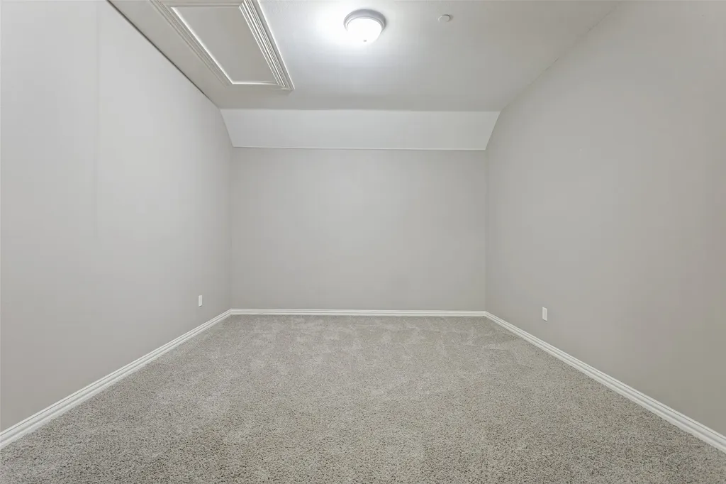 6409 Eagle Nest Drive Garland TX 75044