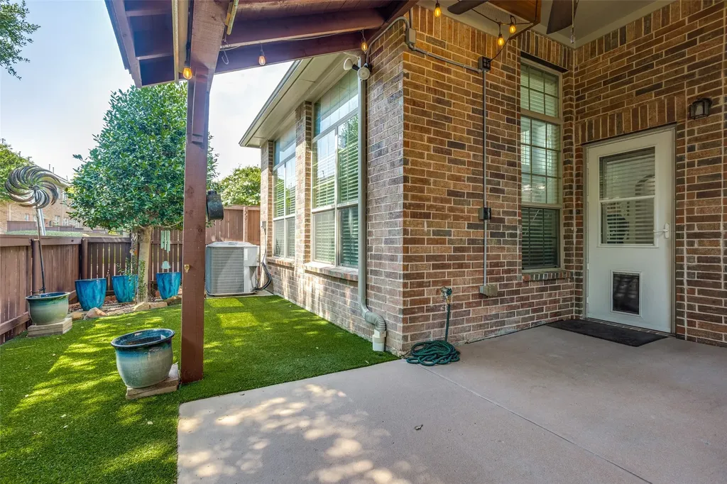 6409 Eagle Nest Drive Garland TX 75044
