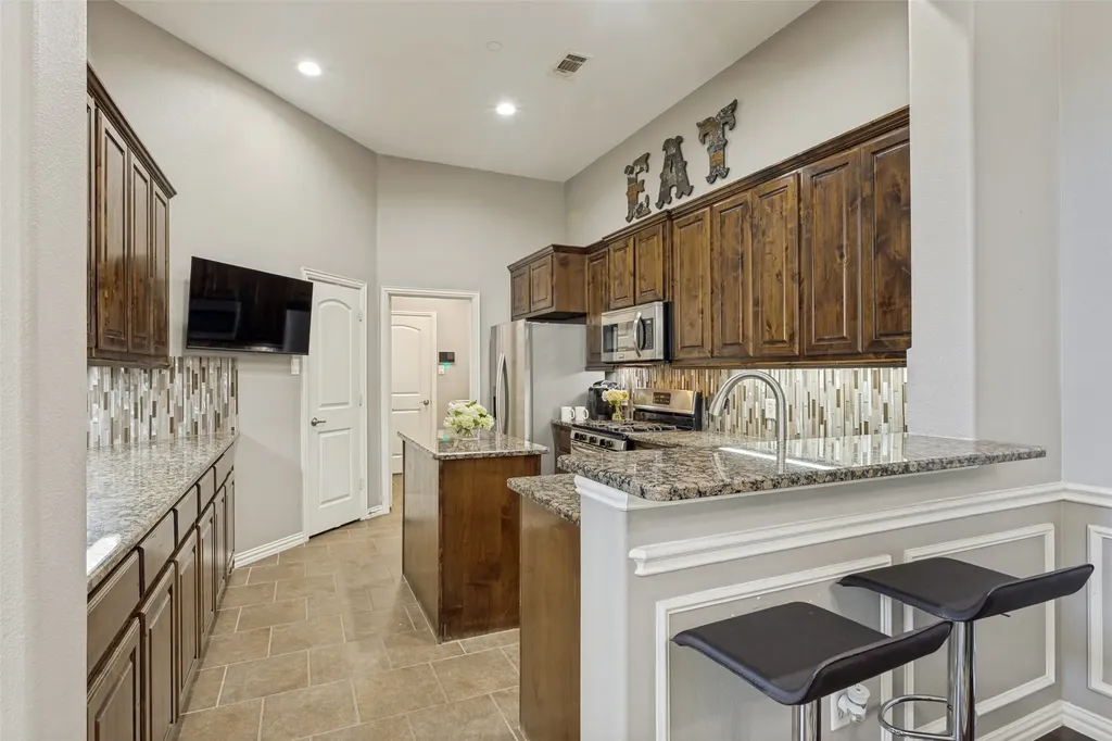 6409 Eagle Nest Drive Garland TX 75044