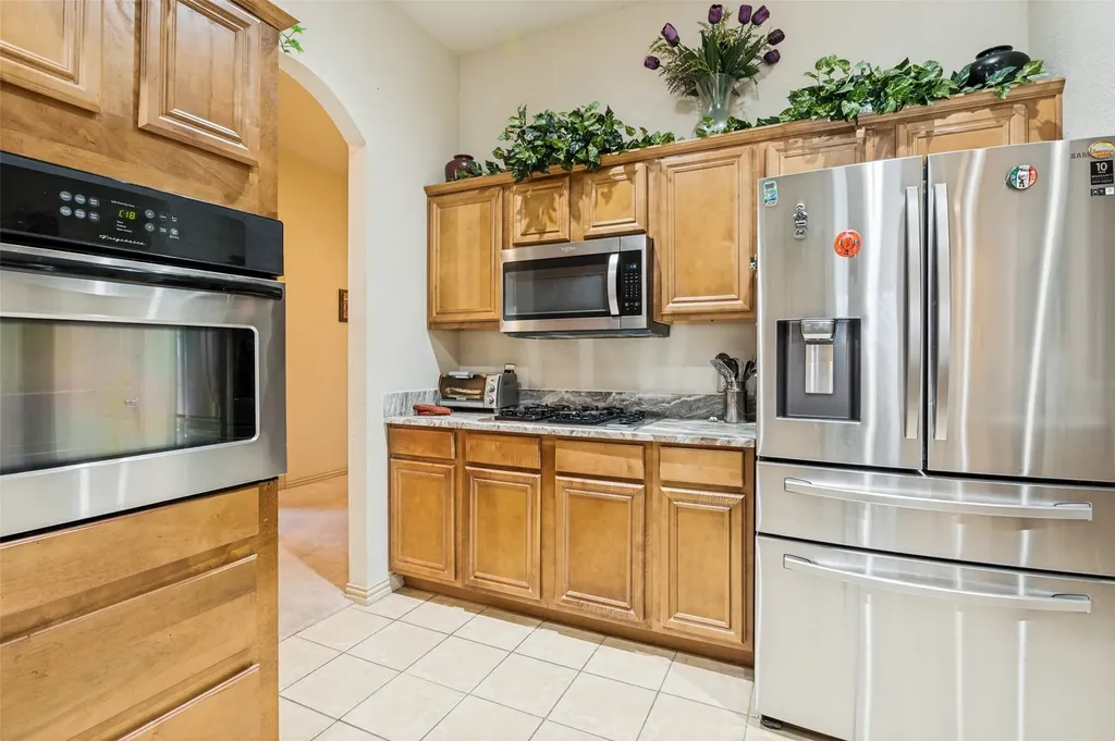 803 Mill Creek Road Lancaster TX 75146