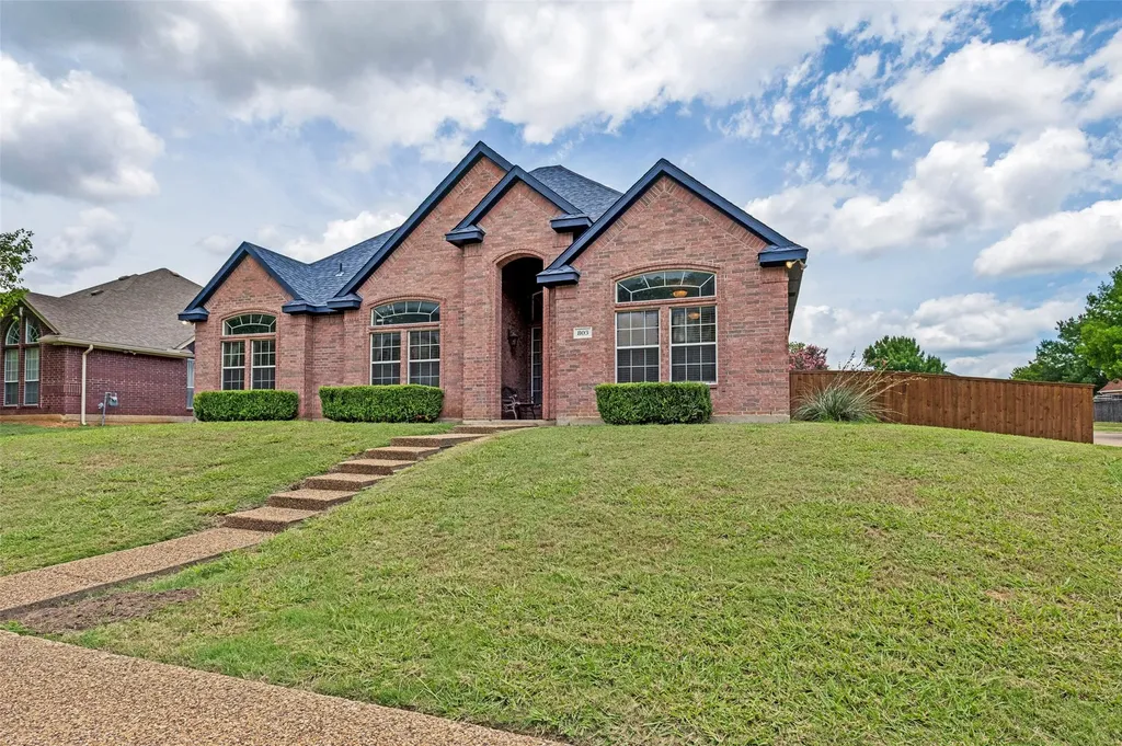 803 Mill Creek Road Lancaster TX 75146
