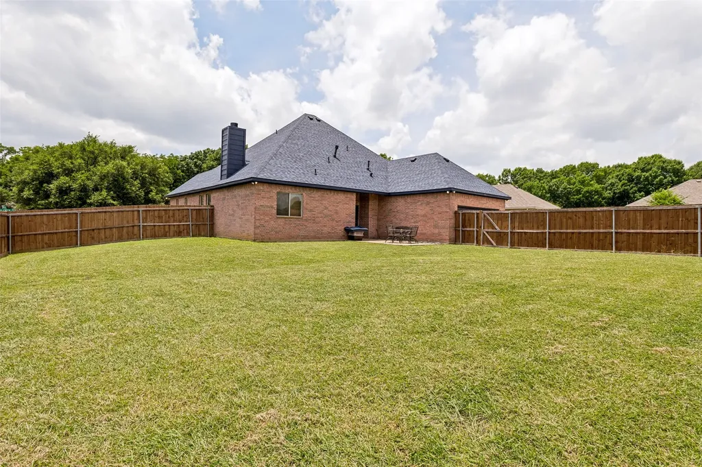 803 Mill Creek Road Lancaster TX 75146