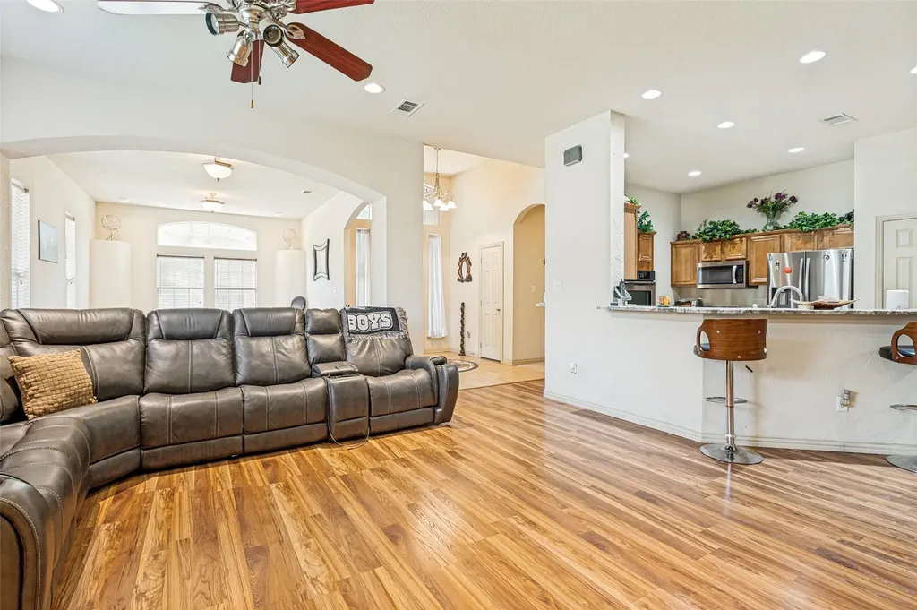803 Mill Creek Road Lancaster TX 75146