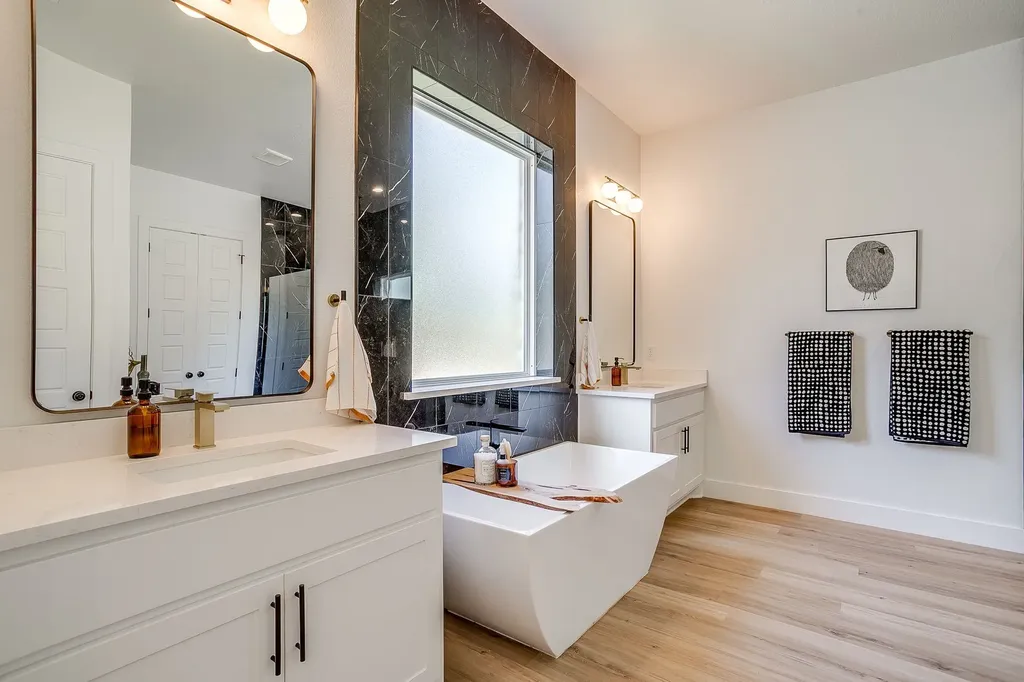 673 S Sugartree Drive Lipan TX 76462