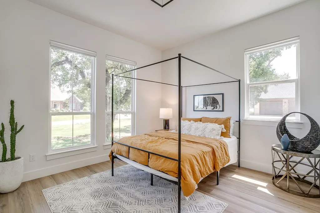 673 S Sugartree Drive Lipan TX 76462