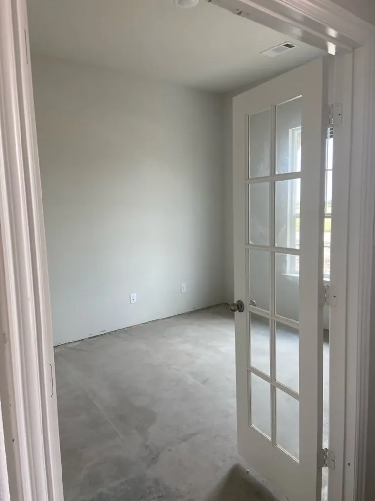 86 County Road 200 Valley View TX 76272