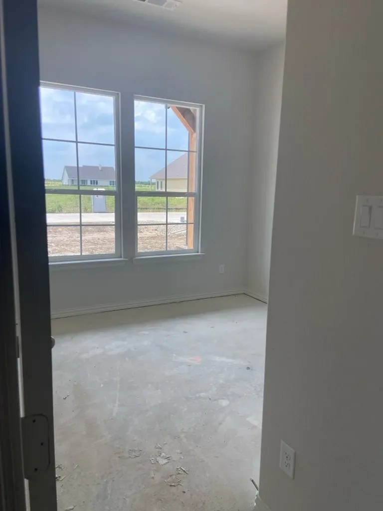 86 County Road 200 Valley View TX 76272