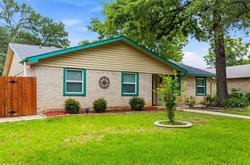 1113 Winterwood Drive Lewisville TX 75067