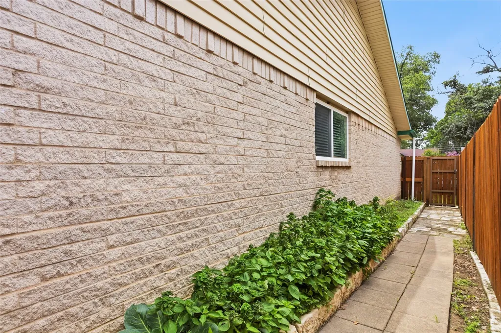 1113 Winterwood Drive Lewisville TX 75067