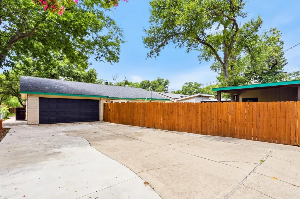 1113 Winterwood Drive Lewisville TX 75067