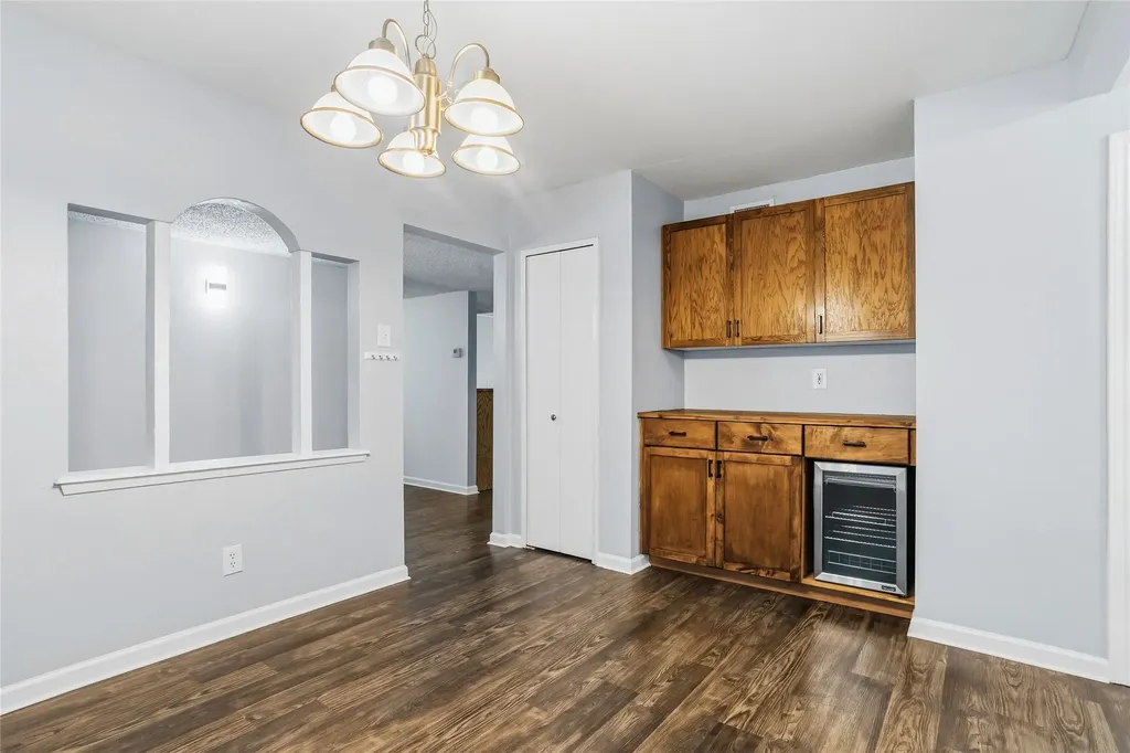 1113 Winterwood Drive Lewisville TX 75067
