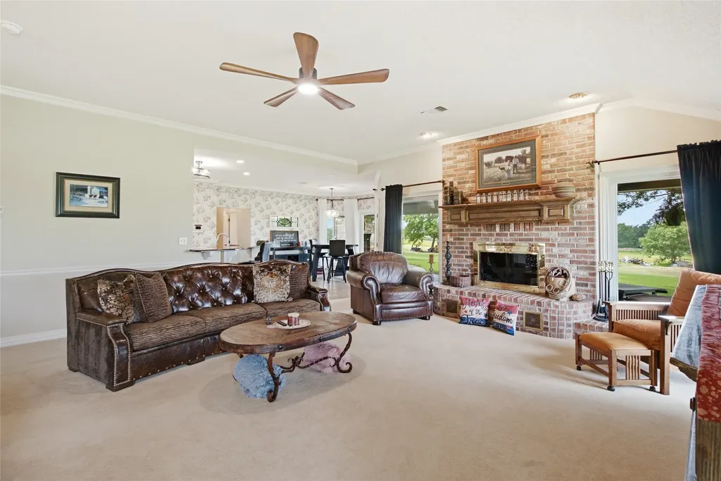 152 Fox Road Weatherford TX 76088