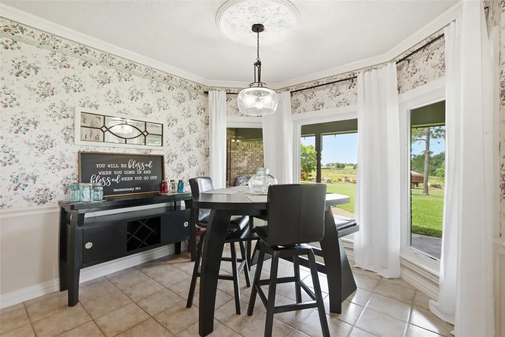 152 Fox Road Weatherford TX 76088