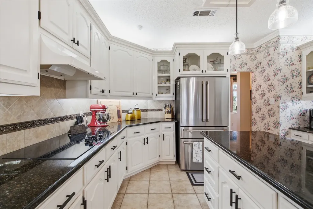152 Fox Road Weatherford TX 76088