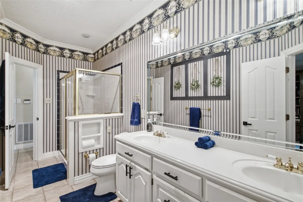 152 Fox Road Weatherford TX 76088
