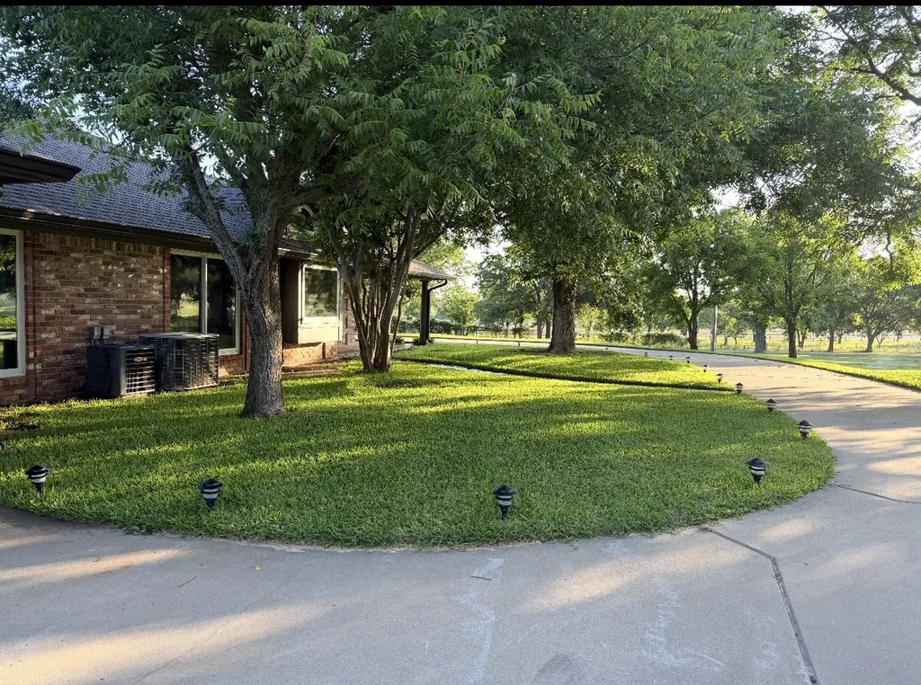 152 Fox Road Weatherford TX 76088