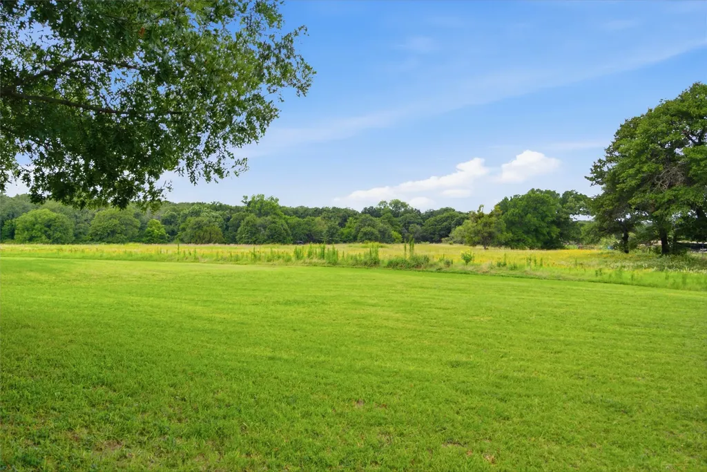 152 Fox Road Weatherford TX 76088