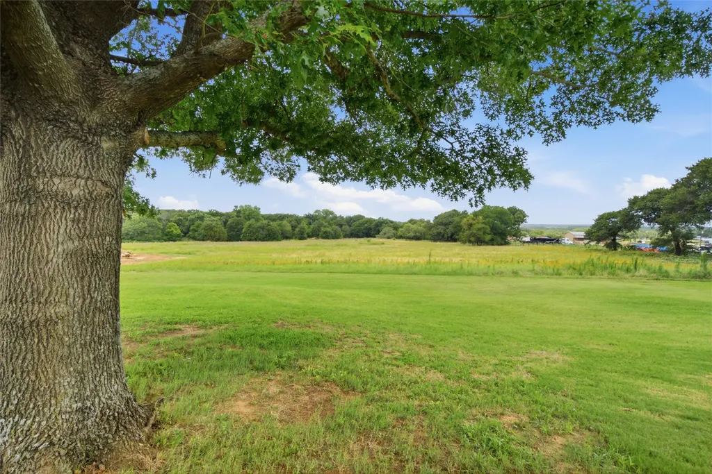 152 Fox Road Weatherford TX 76088