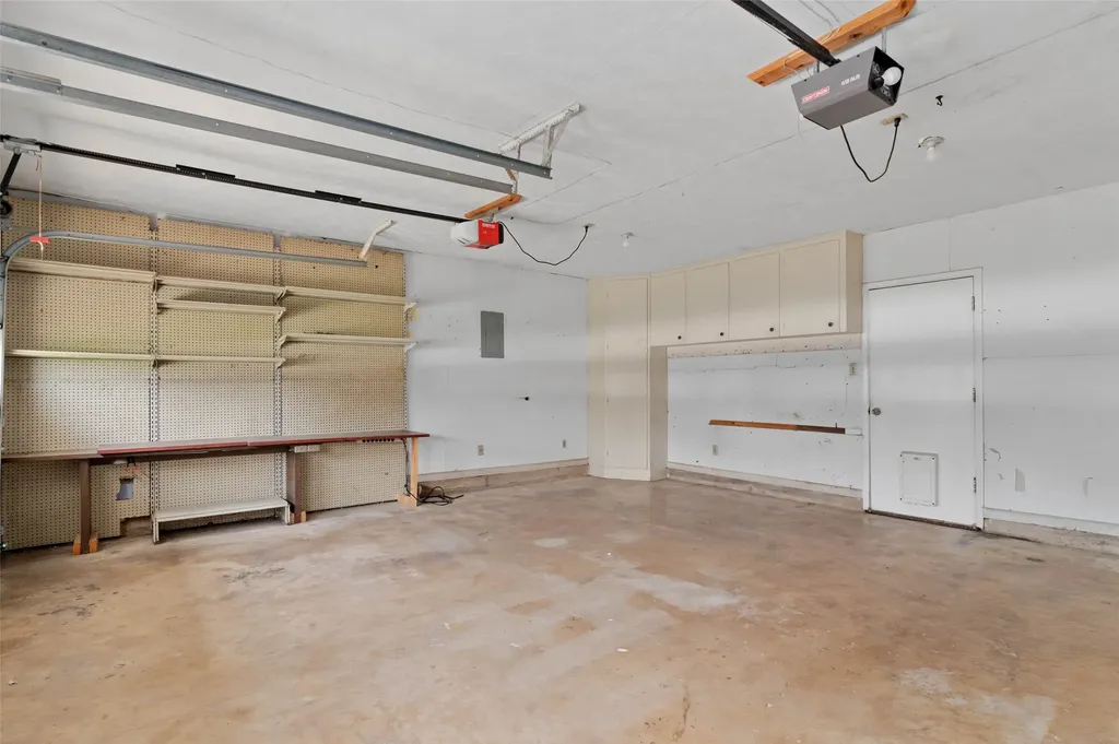301 E 6th Street Krum TX 76249