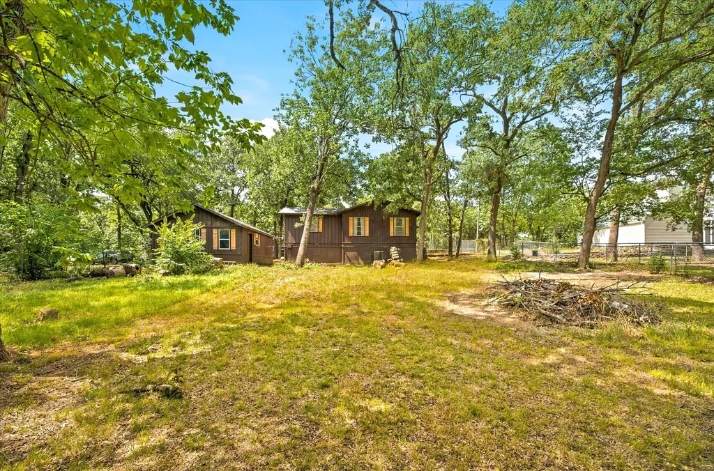 417 Shady Trail Tool TX 75143