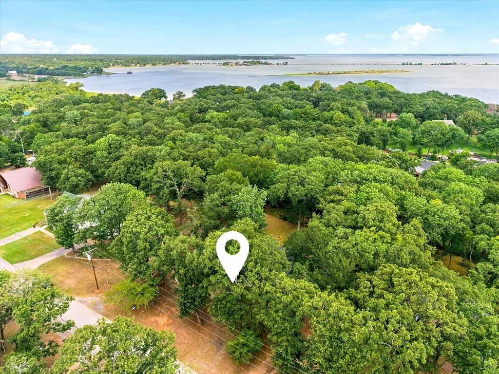 417 Shady Trail Tool TX 75143