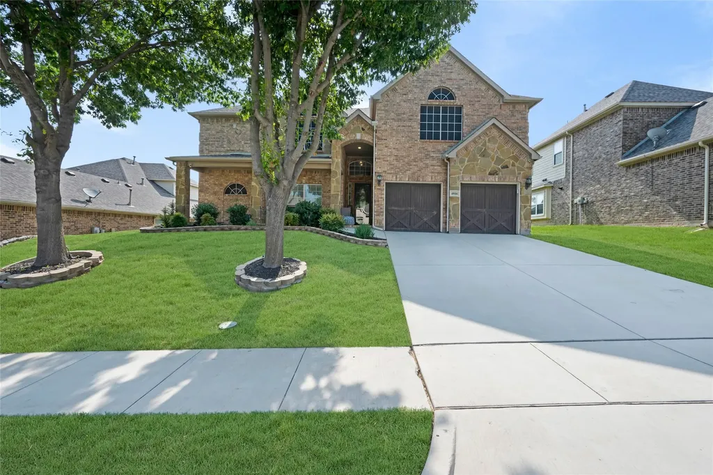 4816 King Harbor Grand Prairie TX 75052