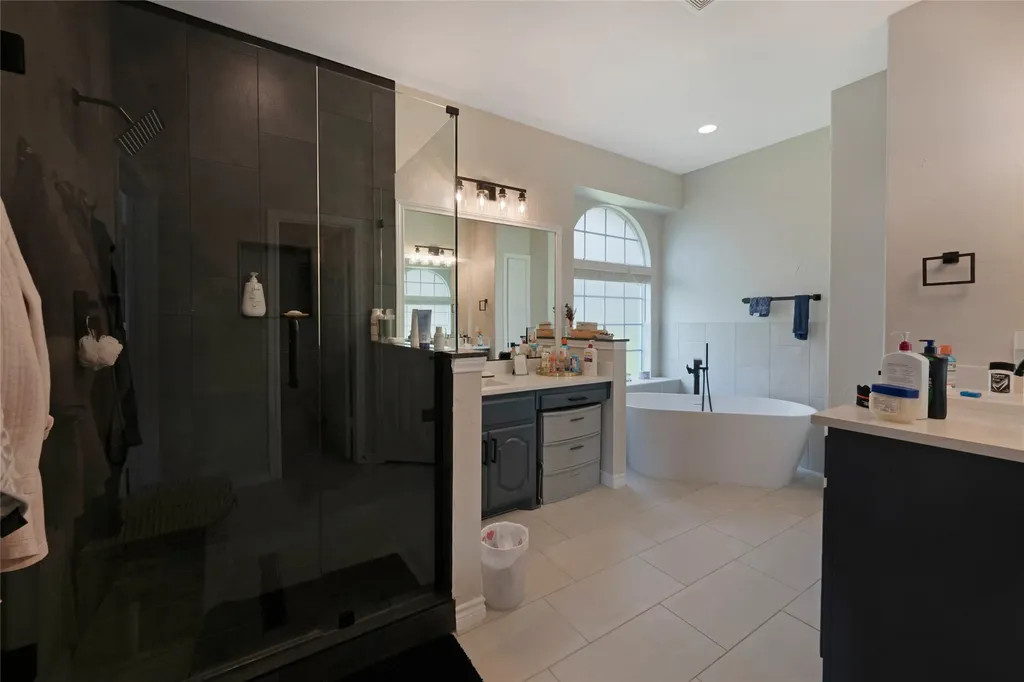 4816 King Harbor Grand Prairie TX 75052
