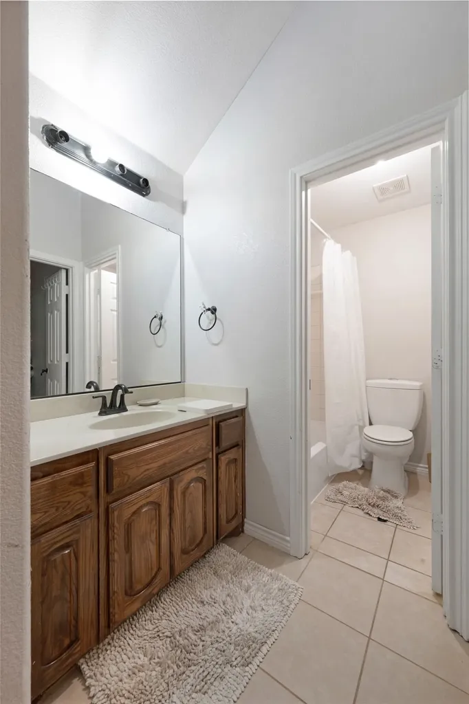 4816 King Harbor Grand Prairie TX 75052