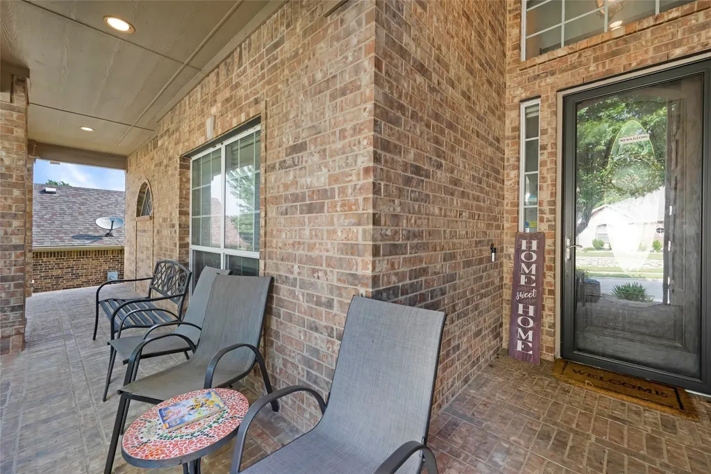 4816 King Harbor Grand Prairie TX 75052