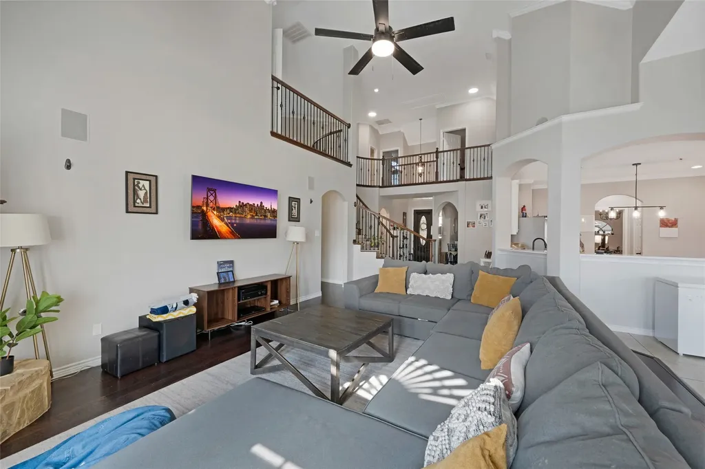 4816 King Harbor Grand Prairie TX 75052