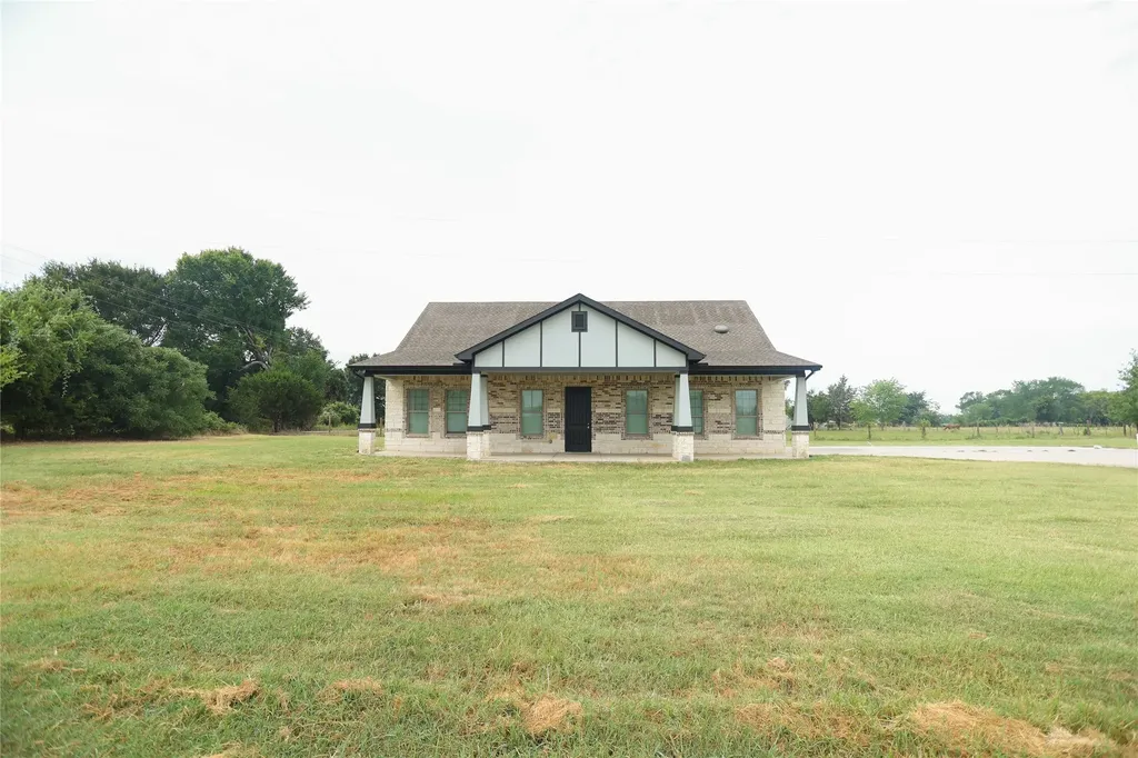 17816 County Road 4072 Kemp TX 75143