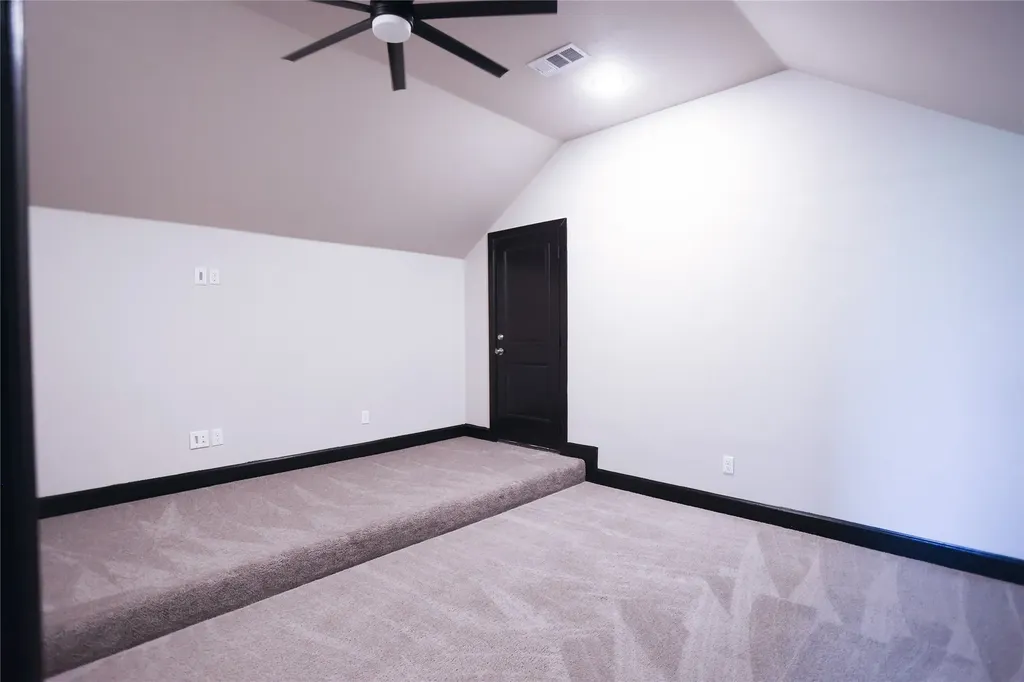 17816 County Road 4072 Kemp TX 75143
