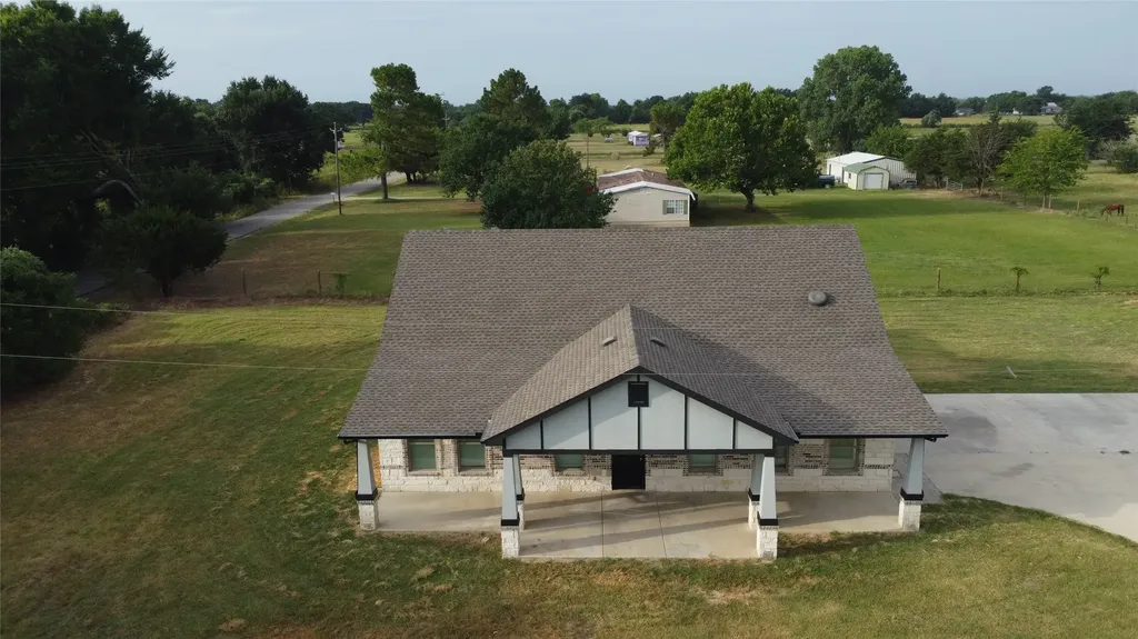 17816 County Road 4072 Kemp TX 75143