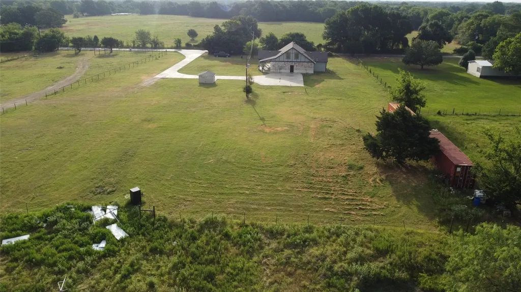 17816 County Road 4072 Kemp TX 75143