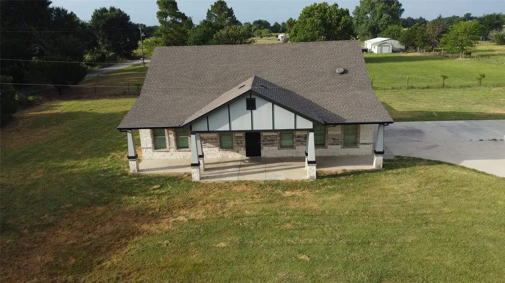 17816 County Road 4072 Kemp TX 75143