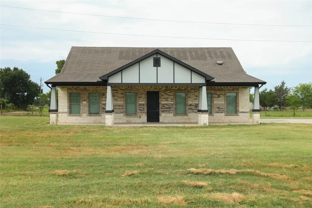 17816 County Road 4072 Kemp TX 75143