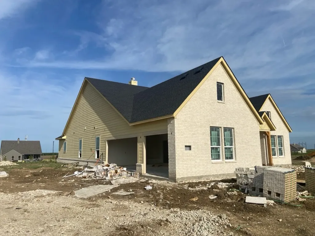 182 Sunny Side Road Valley View TX 76272