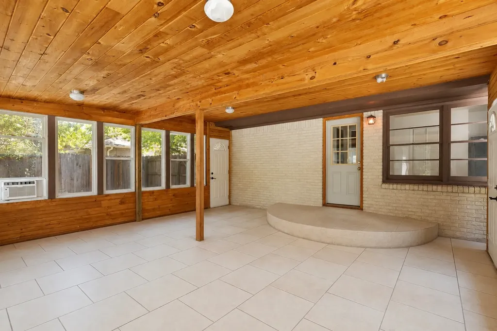 2603 Sherwood Street Denton TX 76209