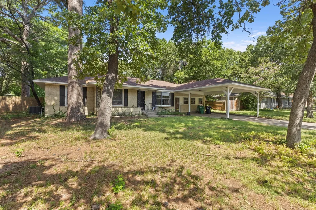 2603 Sherwood Street Denton TX 76209