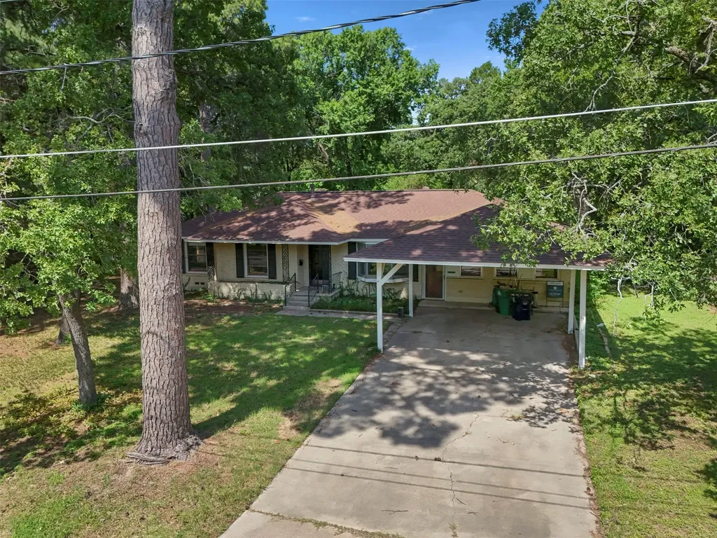 2603 Sherwood Street Denton TX 76209
