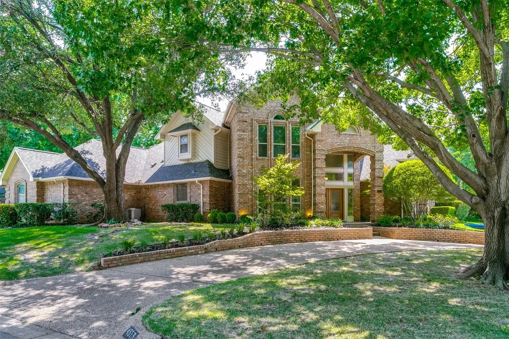 4313 Pembrooke Parkway N Colleyville TX 76034